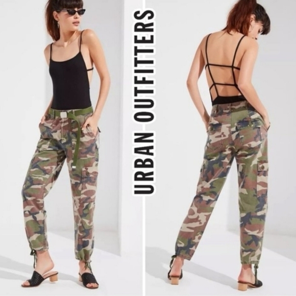 Urban Outfitters Authentic Camo Cargo Pants 8 Ankle Ties Pockets Grunge - Picture 2 of 9